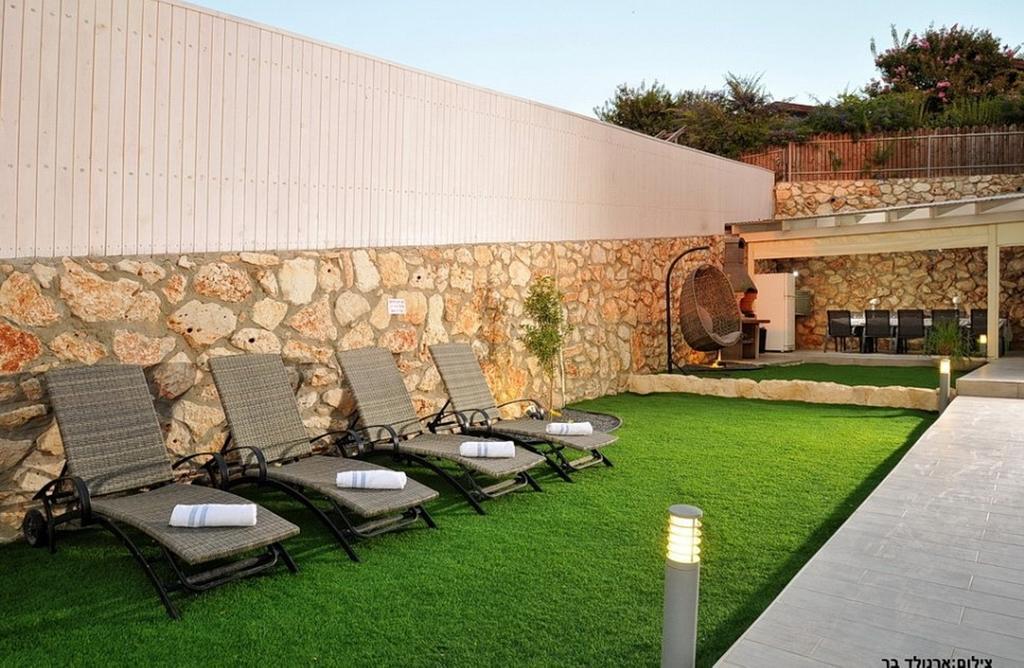 Between Sunrise And Sunset Suites Ya'ara Экстерьер фото