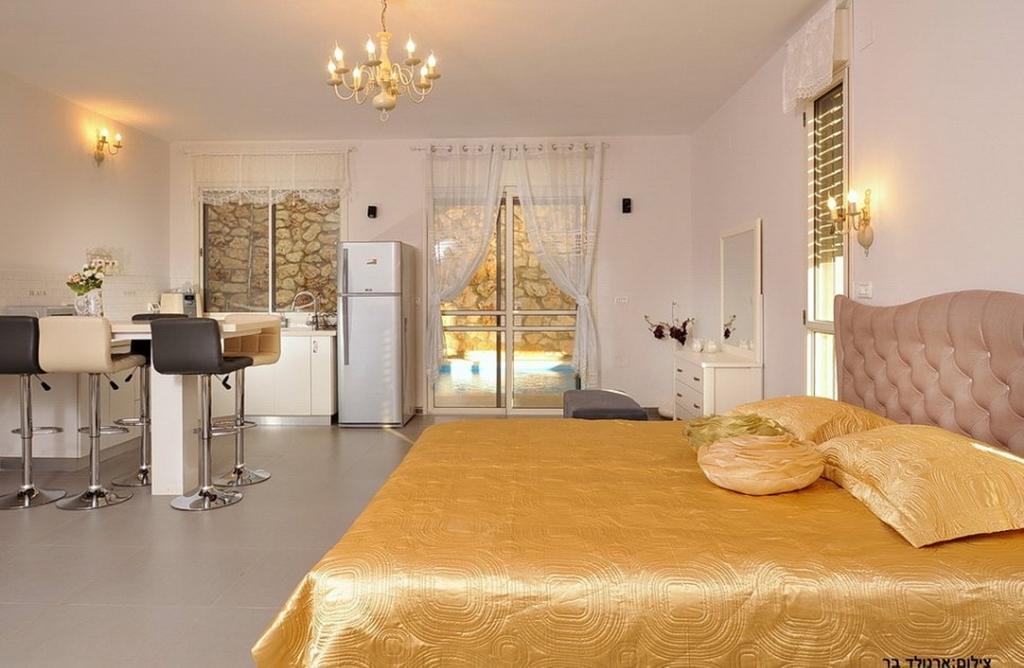 Between Sunrise And Sunset Suites Ya'ara Экстерьер фото