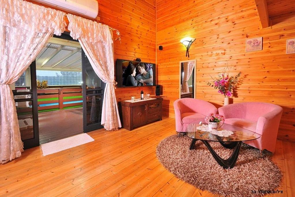 Between Sunrise And Sunset Suites Ya'ara Экстерьер фото
