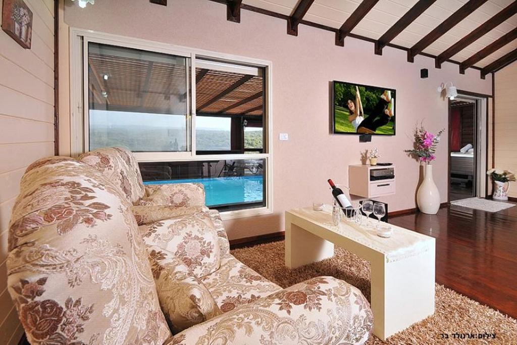 Between Sunrise And Sunset Suites Ya'ara Экстерьер фото